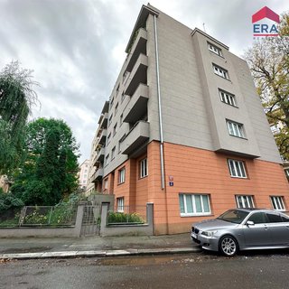 Prodej bytu 2+1 69 m² Praha, Mládeže