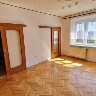 Prodej bytu 3+1 60 m² Praha, Podhorská