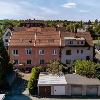 Prodej rodinného domu 500 m² Praha, Zastrčená