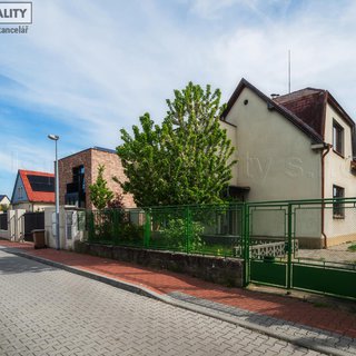 Prodej rodinného domu 216 m² Praha, Lysolajská