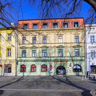 Pronájem kanceláře 46 m² Uherské Hradiště, Masarykovo náměstí