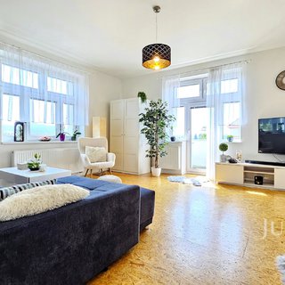 Prodej bytu 2+1 83 m² Písek, Burketova