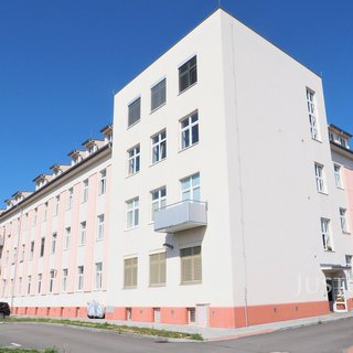 Prodej bytu 3+kk 73 m² Písek, Pražská