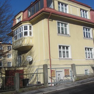 Prodej bytu 3+1 104 m² Karlovy Vary, 