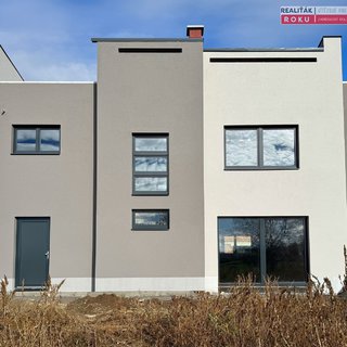 Prodej rodinného domu 186 m² Ostrovačice, 