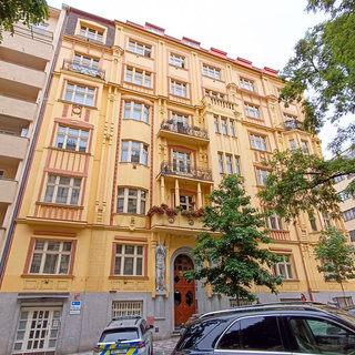 Pronájem bytu 3+1 125 m² Praha, Anny Letenské