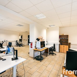 Pronájem kanceláře 400 m² Brno, Za kovárnou