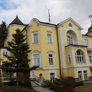 Pronájem bytu 2+1 58 m² Mariánské Lázně, Karlovarská