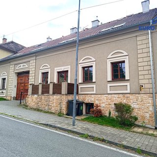 Prodej bytu 3+kk 66 m² Plzeň, Veská