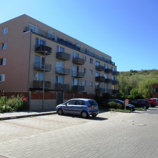 Prodej bytu 1+kk a garzoniéry 32 m² Hostivice, Ječná