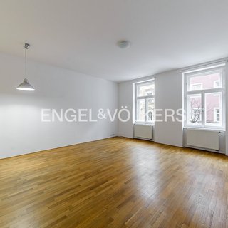 Pronájem bytu 3+1 105 m² Praha, Belgická