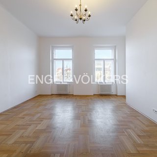 Pronájem bytu 3+1 130 m² Praha, náměstí Míru
