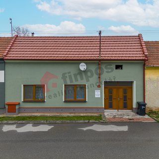 Prodej rodinného domu 330 m² Nesovice, 