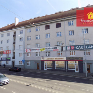 Prodej bytu 2+1 67 m² Teplice, Masarykova třída