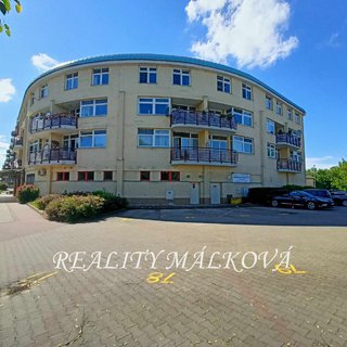 Pronájem bytu 2+kk 64 m² Pardubice, nábřeží Závodu míru