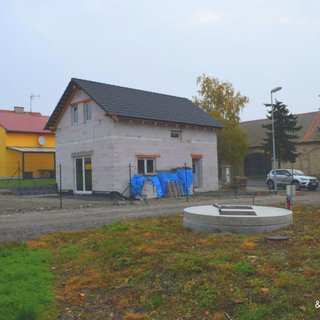Prodej rodinného domu 90 m² Černiv, 