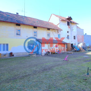 Prodej rodinného domu 296 m² Kněževes, Tyršova