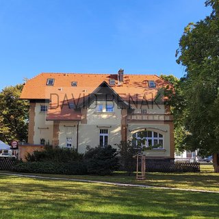 Pronájem vily 365 m² Hradec Králové, třída Karla IV.