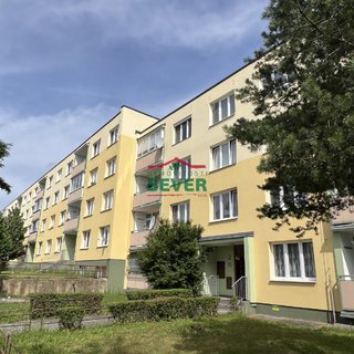 Prodej bytu 2+1 49 m² Postoloprty, Jiráskovo náměstí