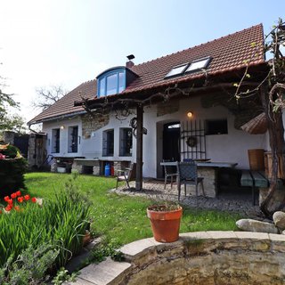 Prodej rodinného domu 101 m² Horní Počaply
