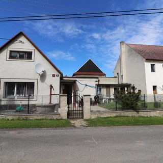 Prodej rodinného domu 363 m² Chotiněves