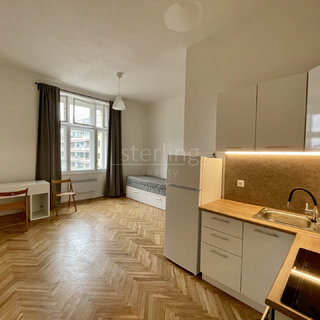 Pronájem bytu 1+kk a garzoniéry 26 m² Praha, Plzeňská
