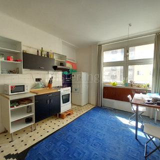 Pronájem bytu 3+1 98 m² Praha, Chrudimská