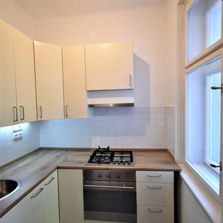 Pronájem bytu 3+kk 84 m² Praha, U Nikolajky