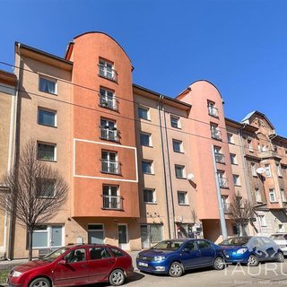 Pronájem bytu 1+kk a garzoniéry 37 m² Plzeň, Sladkovského