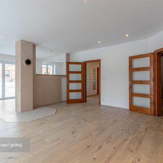 Prodej rodinného domu 120 m² Osvračín, 