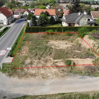 Prodej stavební parcely 690 m² Zlatá, 