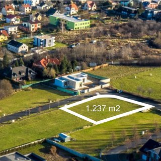 Prodej stavební parcely 1 237 m² Říčany, V Lískách