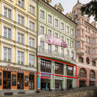 Prodej bytu 5+kk 181 m² Karlovy Vary, Divadelní náměstí