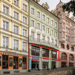 Prodej bytu 5+kk 181 m² Karlovy Vary, Divadelní náměstí