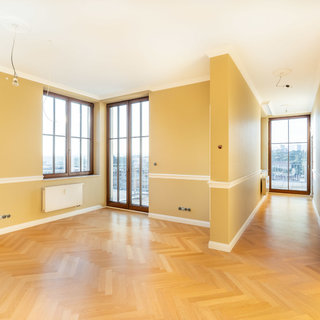Prodej bytu 4+kk 206 m² Karlovy Vary, Svahová