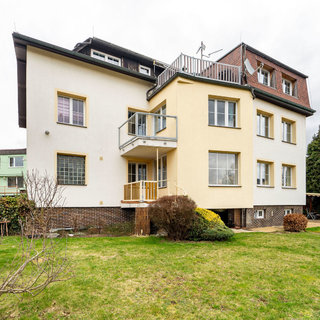 Prodej bytu 4+kk 91 m² Karlovy Vary, Sluneční