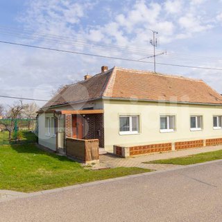 Prodej rodinného domu 168 m² Chvalovice, 