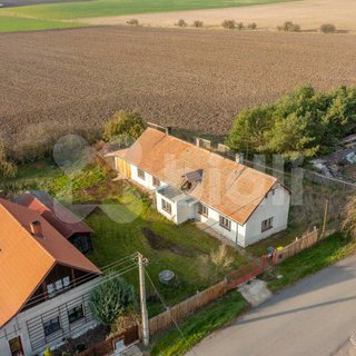 Prodej rodinného domu 100 m² Běrunice, Bačovská