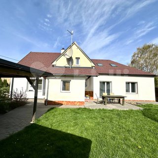 Prodej rodinného domu 176 m², U Potoka
