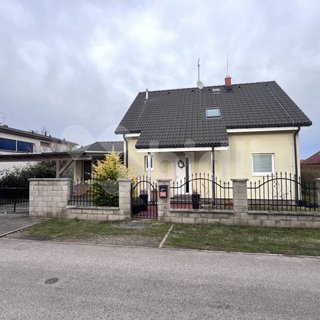 Prodej rodinného domu 199 m² Dřevčice, 