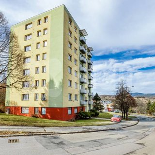 Prodej bytu 4+1 75 m² Český Krumlov, Sídliště Plešivec