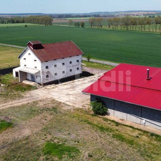 Prodej zemědělské usedlosti 3 793 m², 