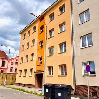 Pronájem bytu 3+1 70 m² České Budějovice, Komenského