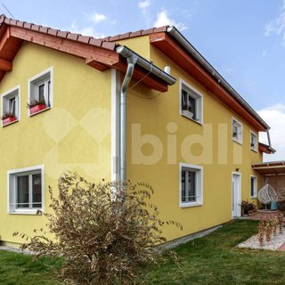 Pronájem rodinného domu 110 m² Vojkovice, 