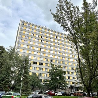 Pronájem bytu 1+kk a garzoniéry 31 m² Pardubice, Družby