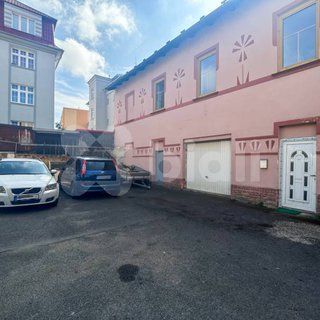 Prodej bytu 2+1 105 m² Mariánské Lázně, Husova