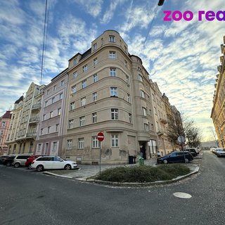 Prodej bytu 1+1 42 m² Karlovy Vary, K. Čapka