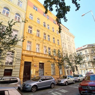Prodej bytu 4+kk 83 m² Praha, Záhřebská