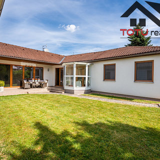 Pronájem rodinného domu 224 m² Trutnov, U Hřiště