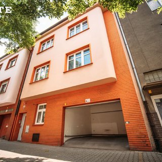 Prodej bytu 2+1 80 m² Plzeň, Mánesova